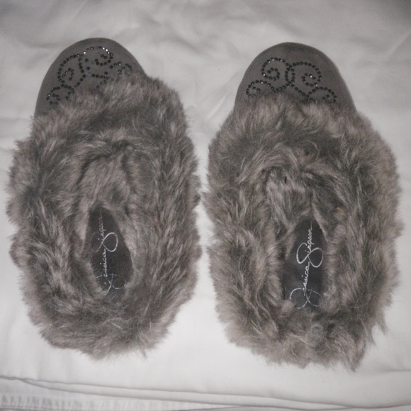 Jessica Simpson Slippers - Picture 3 of 8